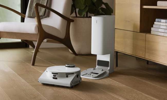 The Samsung Jet Bot AI+ Robot Vacuum cleaning the floor.